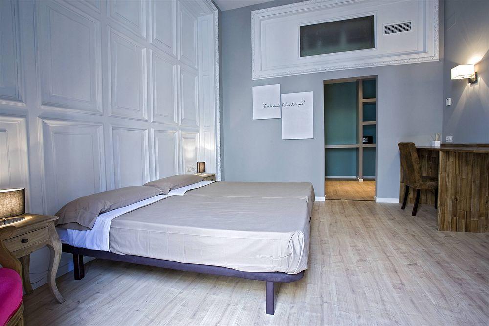 Violeta Boutique Hotel Barcelona Exterior photo