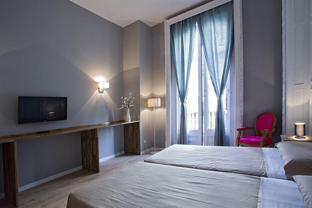 Violeta Boutique Hotel Barcelona Exterior photo