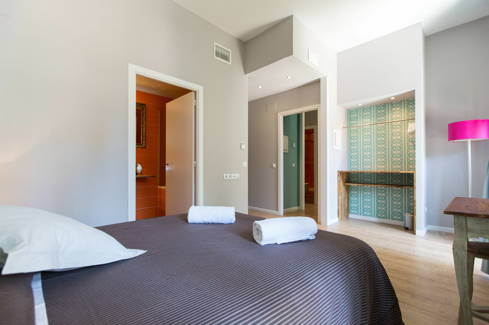 Violeta Boutique Hotel Barcelona Exterior photo